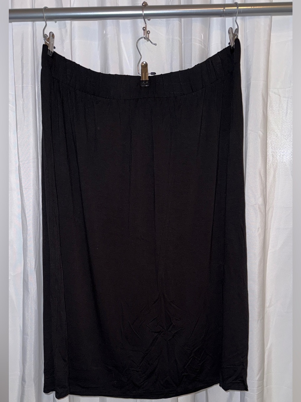 Terra & Sky Black Midi Elastic-Waist Skirt